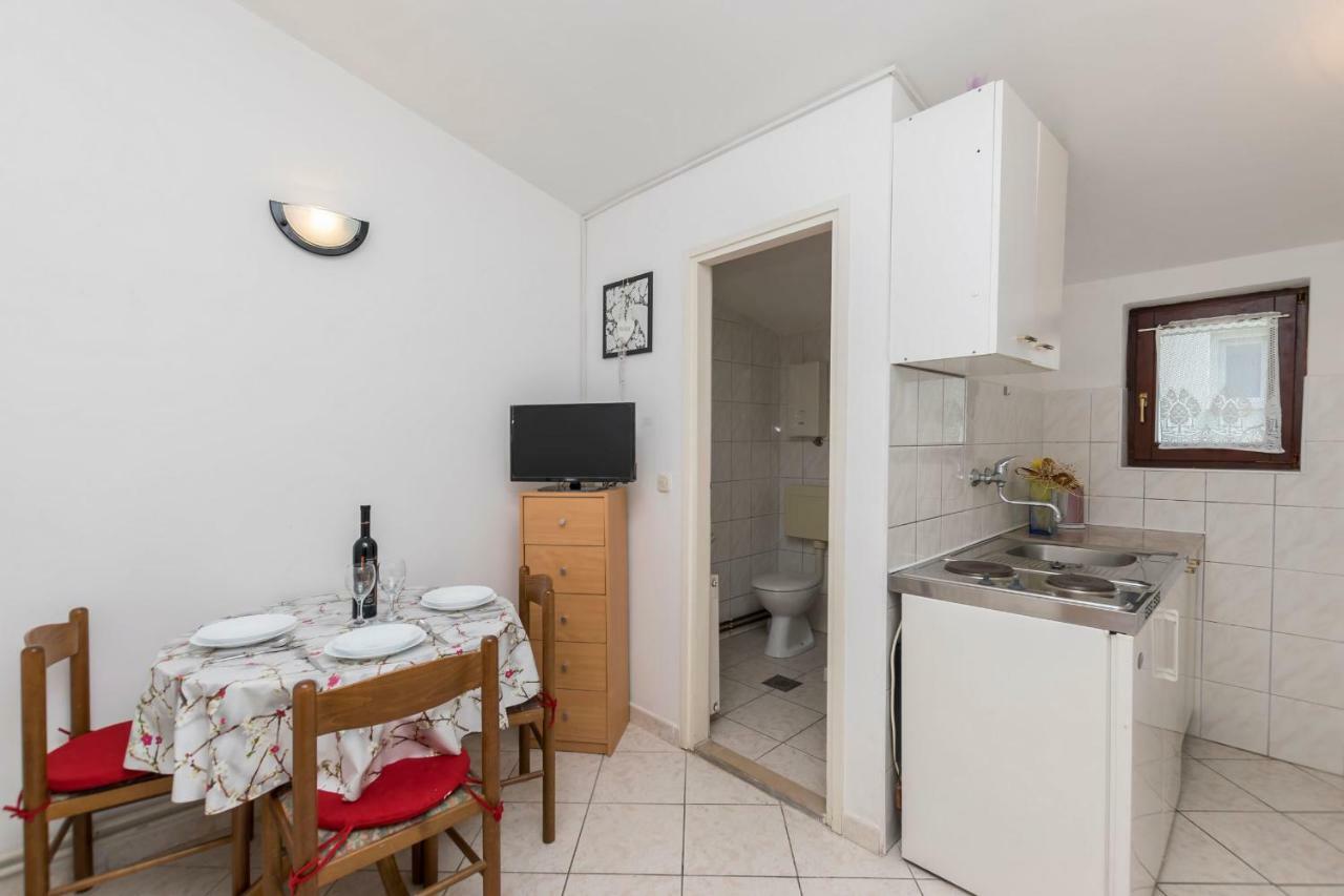 Apartments Miroslava ヴォディツェ エクステリア 写真